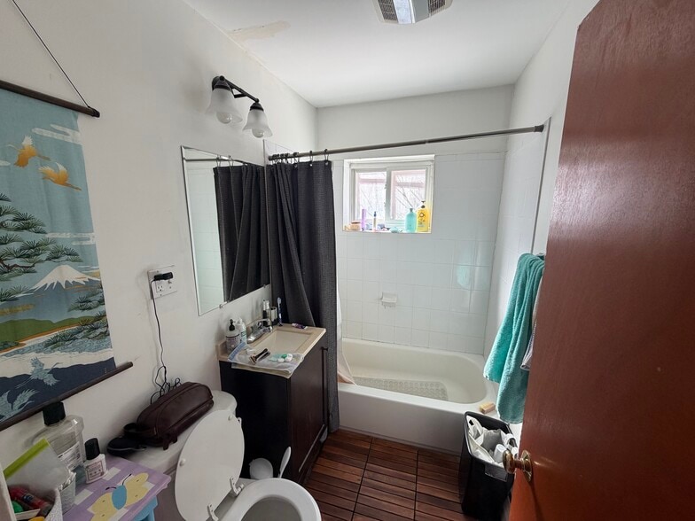 Building Photo - 61 Selkirk Rd