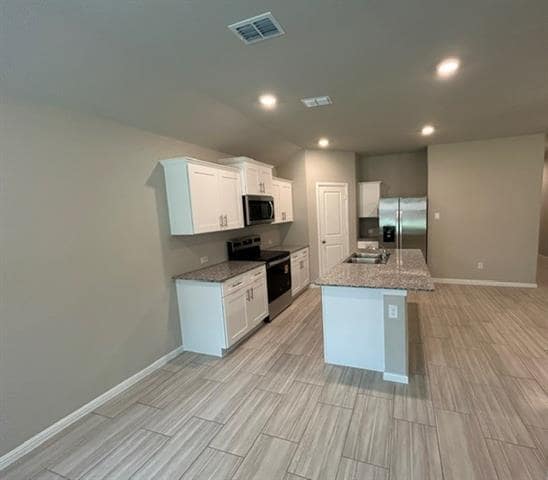 Building Photo - 333 Lubbock Dr