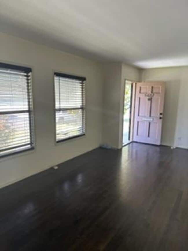 Building Photo - Lakewood 3 Bedroom 1 Bath home for lease!