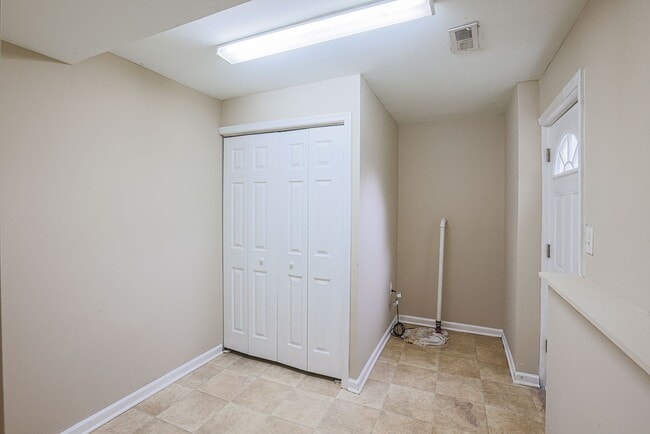 Building Photo - 629 Harbour Oak Dr