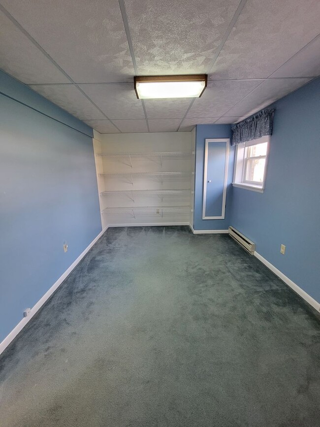 Building Photo - 7170 Ruritan Dr