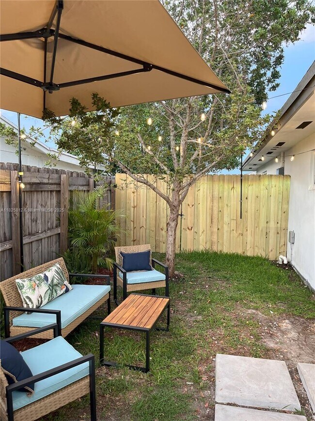 Building Photo - 29905 SW 149th Ct