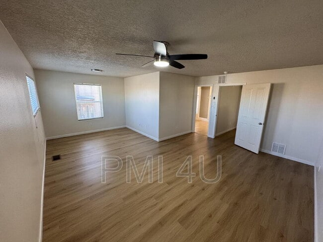 Building Photo - 6131 Aldea Ave NW