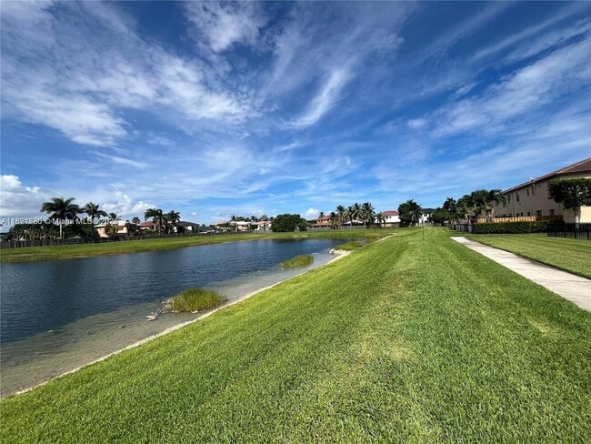 Building Photo - 16309 SW 71st Terrace