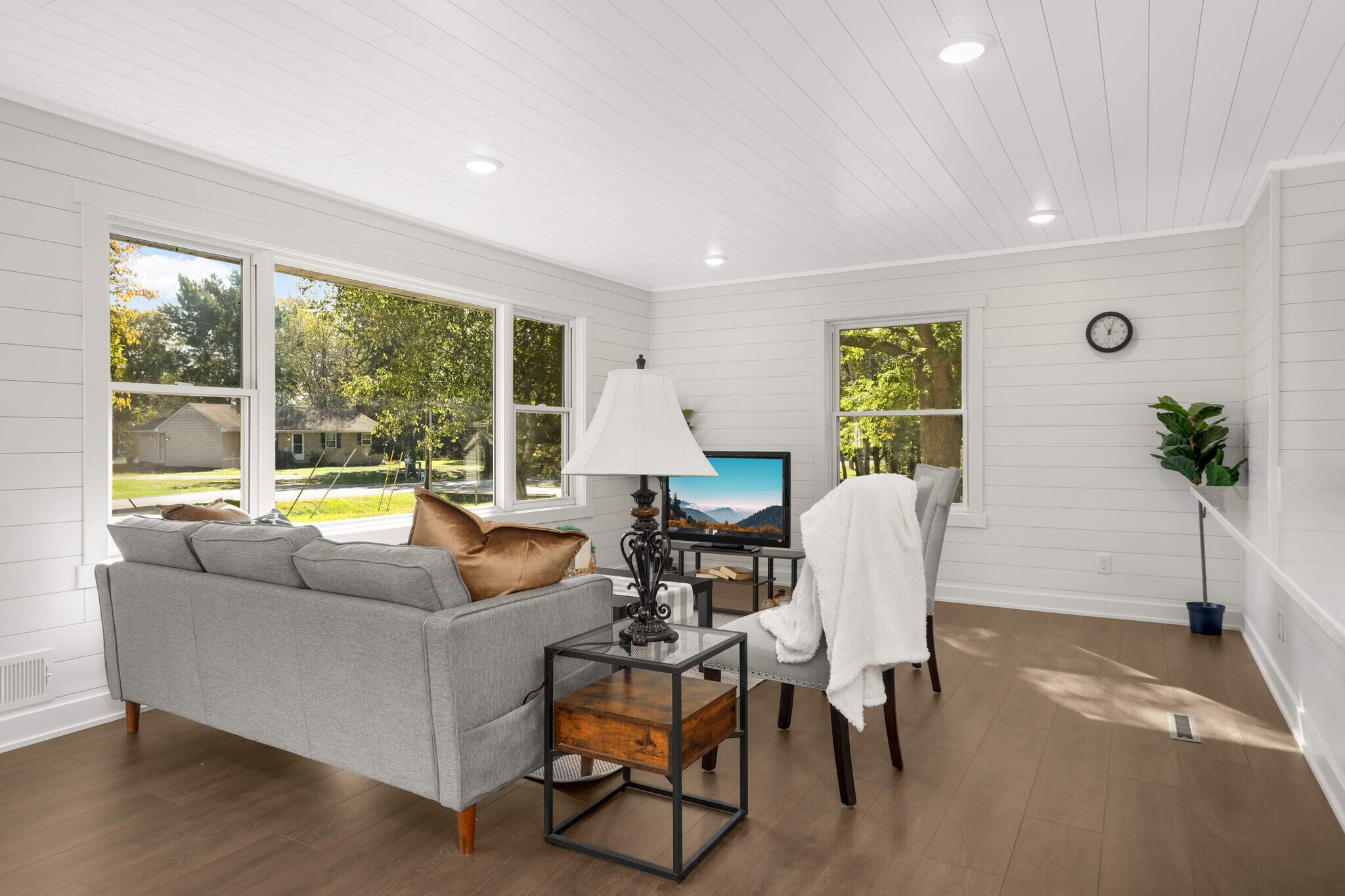 Building Photo - 15240 Kangaroo St NW