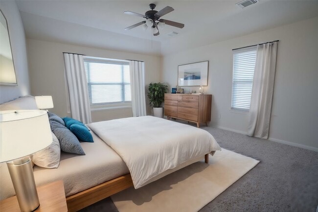 Building Photo - 21010 Silver Rawls Ln