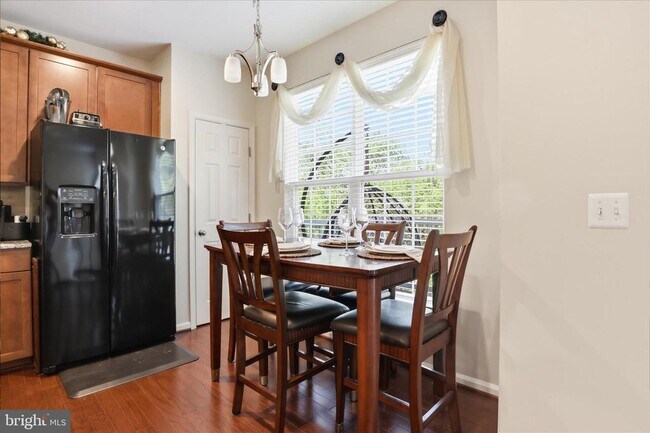 Building Photo - 45758 Winding Branch Terrace