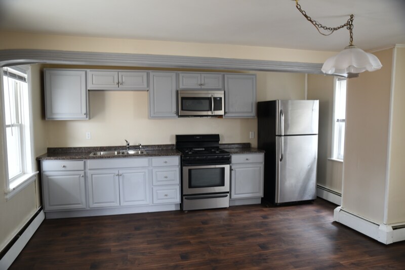 Building Photo - 2208 Lehigh St