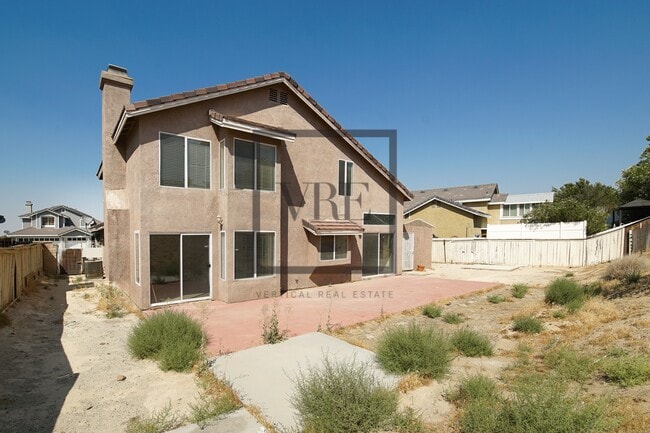 Building Photo - 3142 Tourmaline Ln