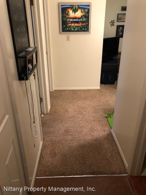 Building Photo - 2 br, 1 bath House - 711-3 W. Cherry Lane