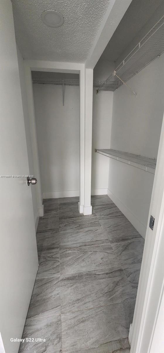 Building Photo - 9420 Poinciana Pl