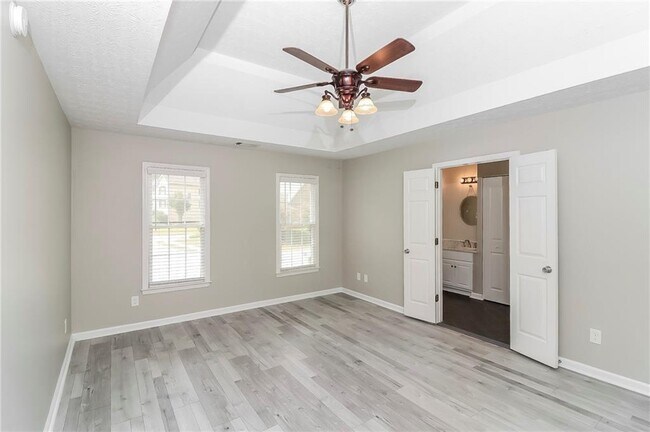Building Photo - 5069 Hopeland Dr
