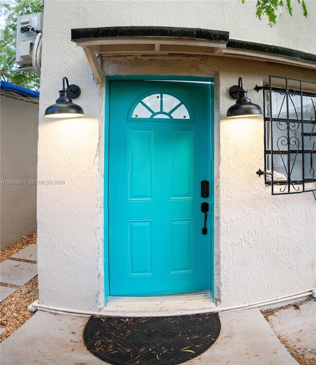 Building Photo - 277 NE 55th St