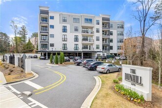 Building Photo - 6890 Peachtree Dunwoody Rd NE