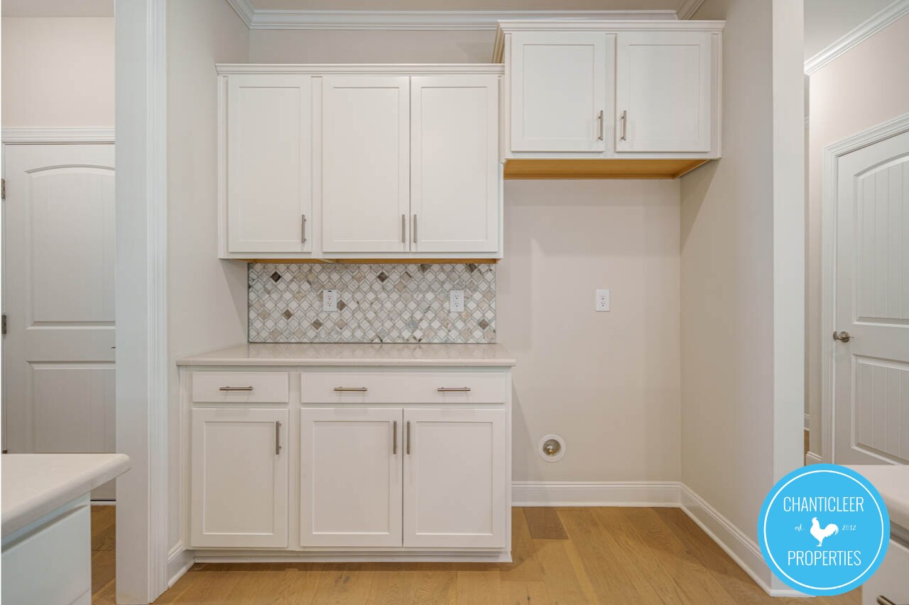 Building Photo - 49 Nuthatch