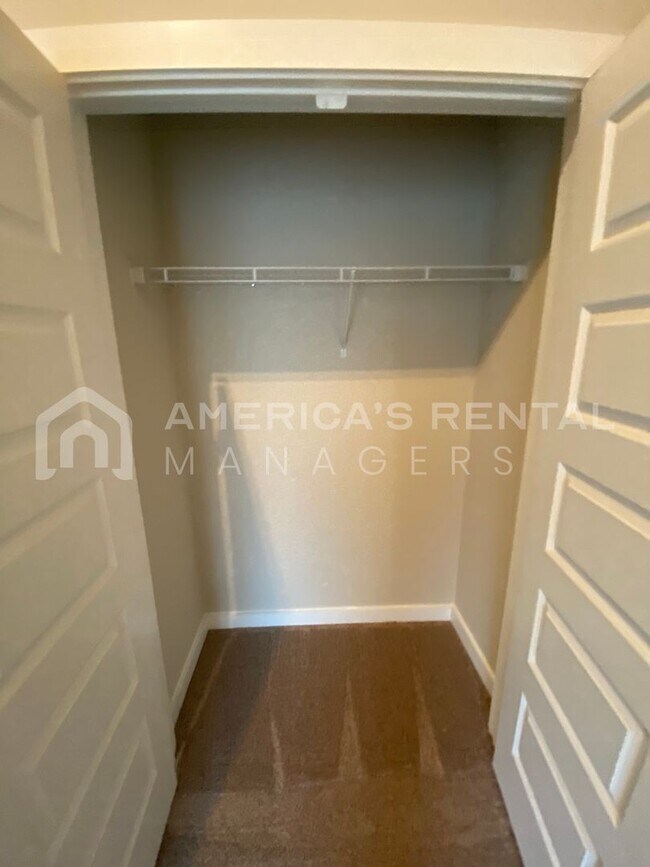 Building Photo - Home for Rent in Cullman, AL!!! Available to View with a 48 hour notice!!