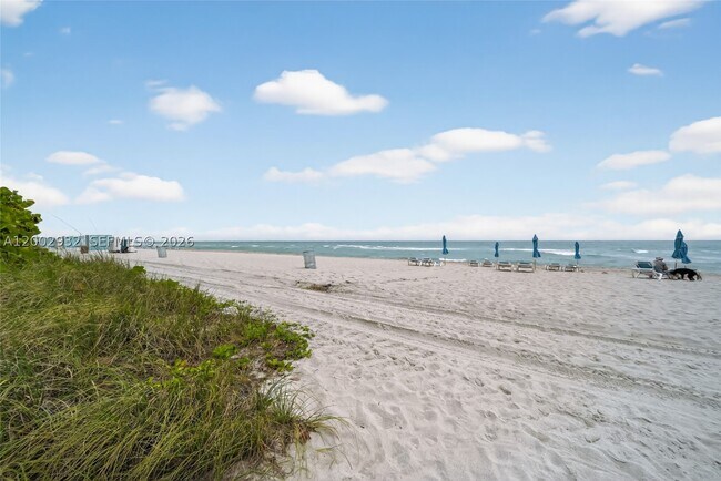 Building Photo - 6767 Collins Ave