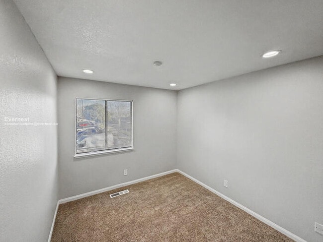 Building Photo - 6395 Joaquin Murieta Ave