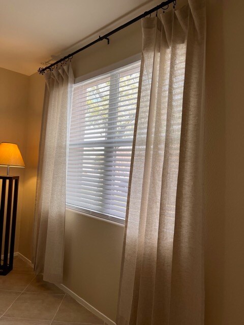 Building Photo - 6281 Whispering Creek St