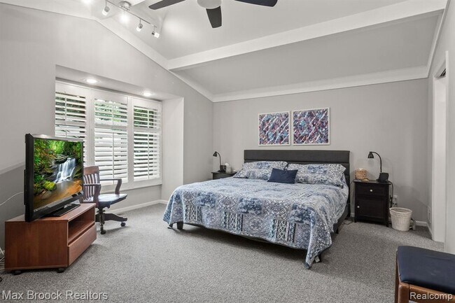 Building Photo - 1109 Ivyglen Cir
