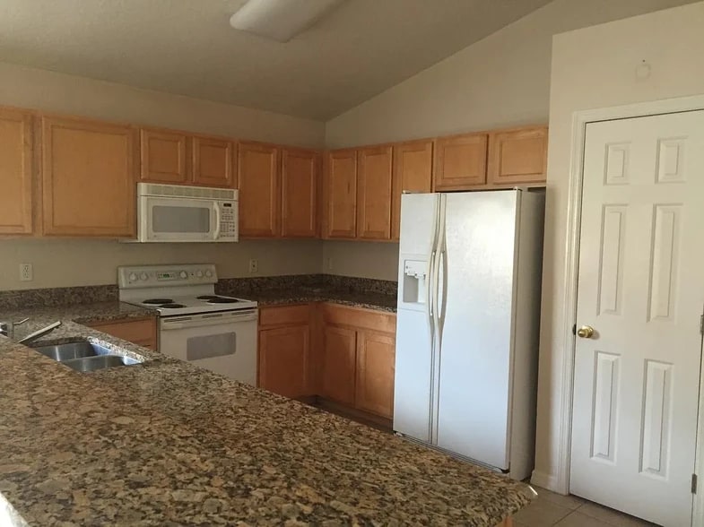 Building Photo - 5235 Marbella Isle Dr