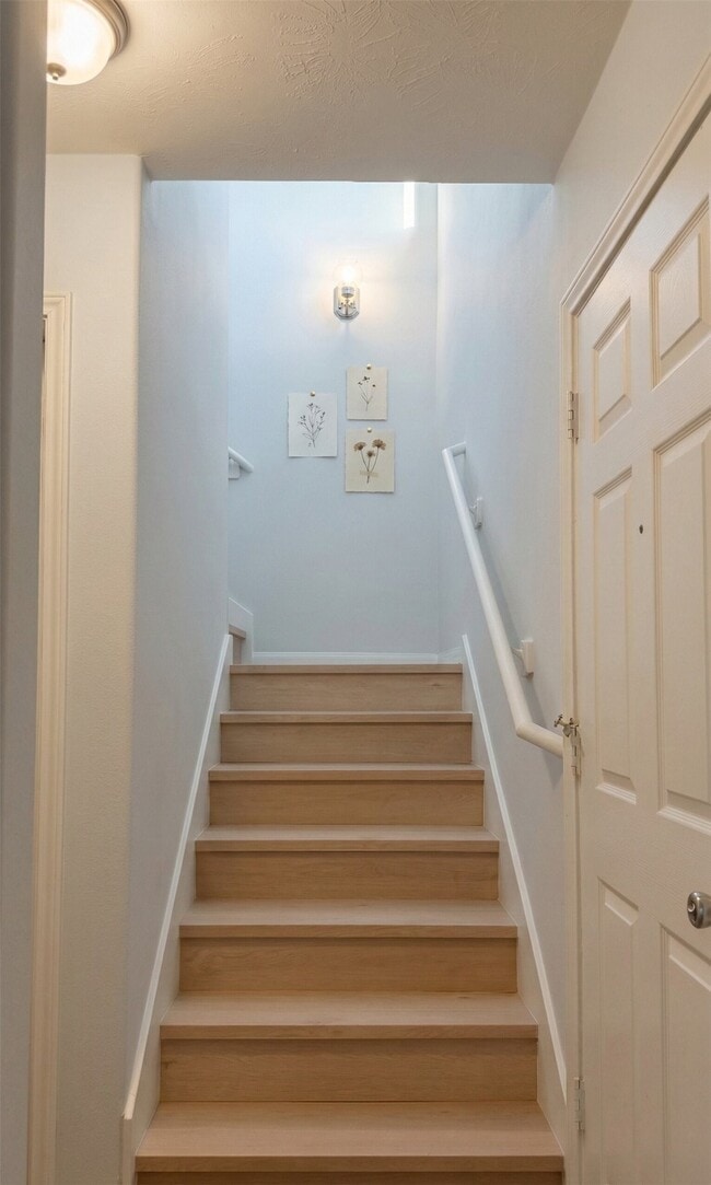 Building Photo - 6159 El Granate Dr