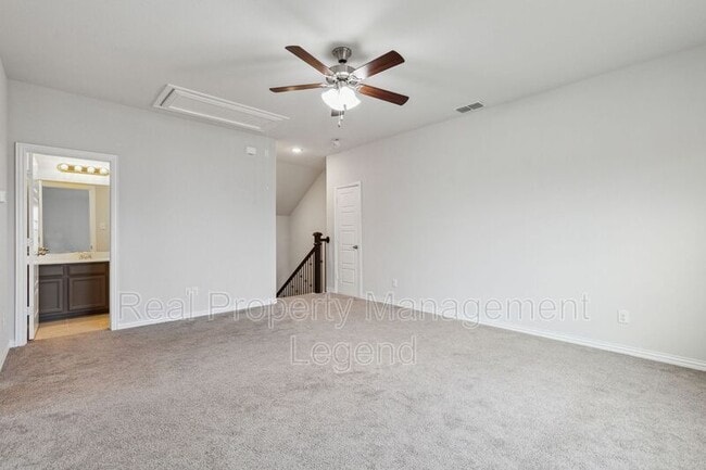 Building Photo - 1833 Meadow Trail Ln