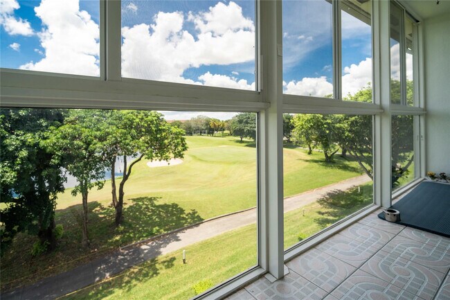 Building Photo - 300 SW 134th Way