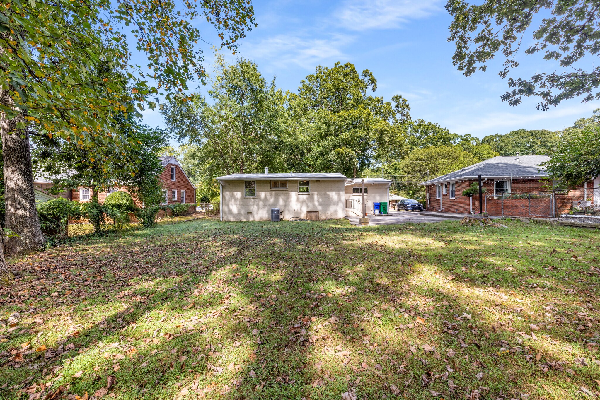Building Photo - 1185 Oakfield Dr SE