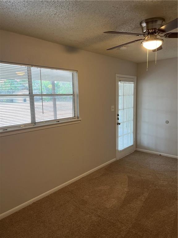 Building Photo - 15107 Tacon Ln