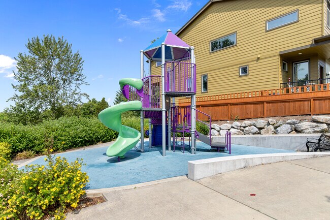 Building Photo - 9834-9811 11th Ave SW