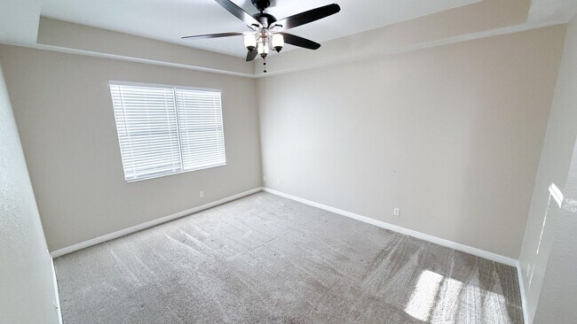 Building Photo - 4002 SW Jarmer Rd