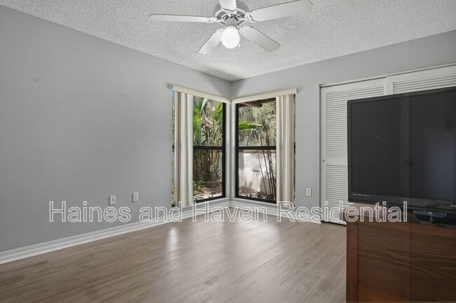Building Photo - 157 Coventry Cir