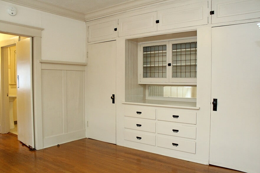 Building Photo - 1624 NE Tillamook St