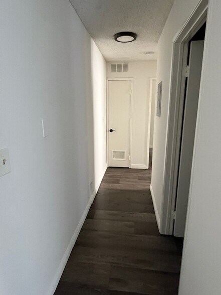 Building Photo - 2839 Francis Ave