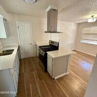 Building Photo - 10457 McCormick Ln
