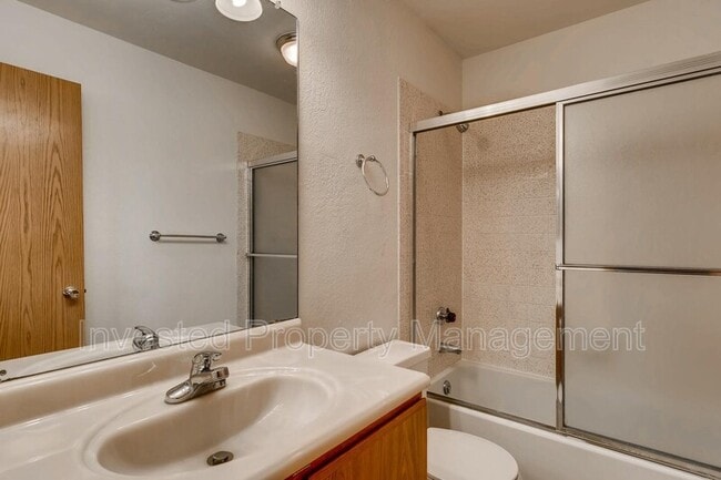 Building Photo - 2666 E Otero Pl