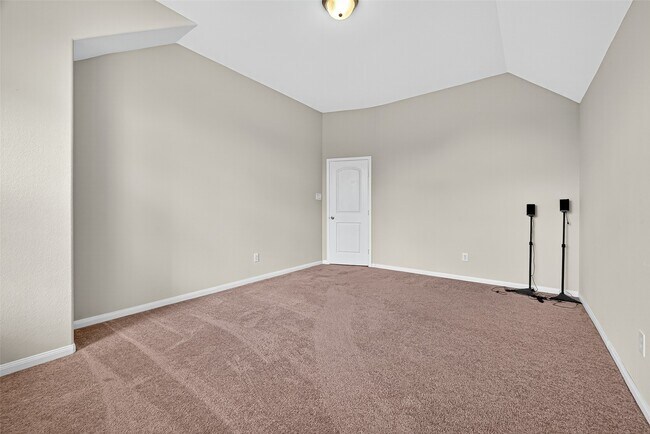 Building Photo - 11002 Kirker Ln