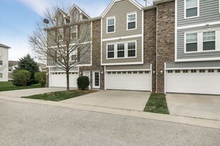 Building Photo - 304 NE Kingwood