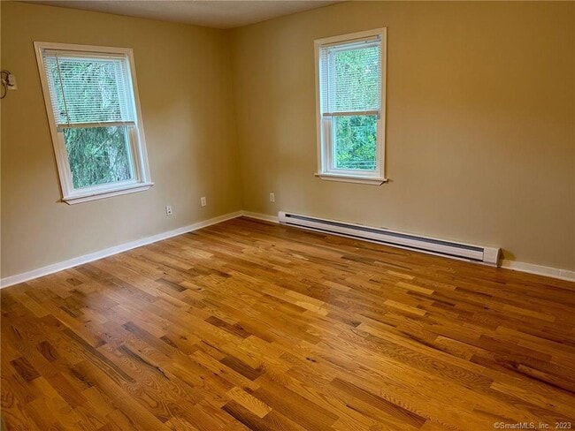 Building Photo - 83 Academy St