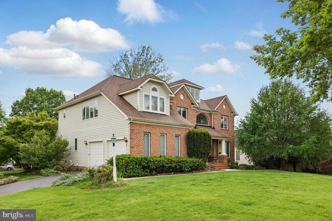 Building Photo - 2868 Pebble Beach Dr