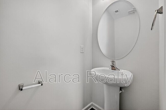 Building Photo - 4019 John Dale Ln