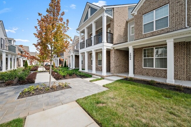 Building Photo - 2718 Willowoak Trl