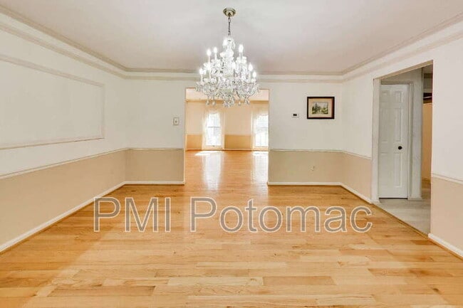 Building Photo - 14672 Brougham Way