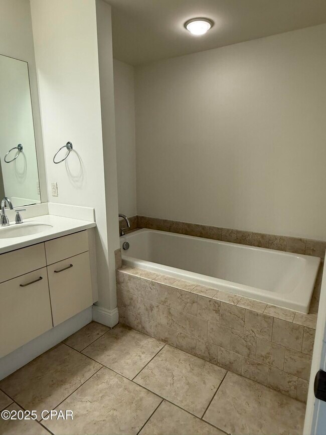 Building Photo - 6422 US-98