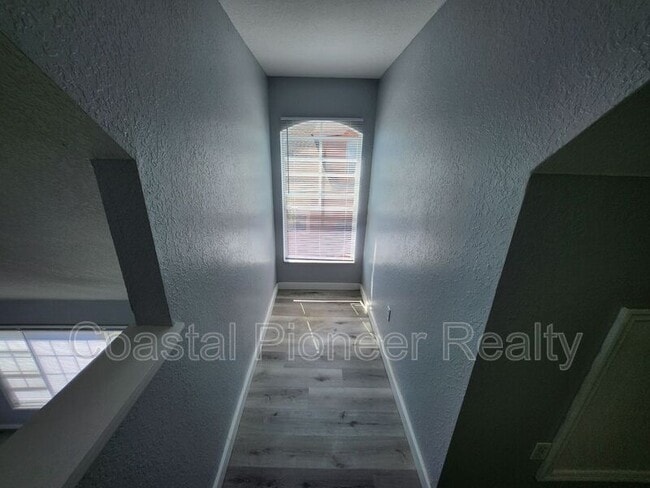 Building Photo - 9232 Lake Chase Island Way