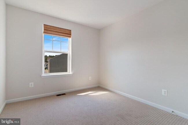 Building Photo - 44042 Eucalyptus Way