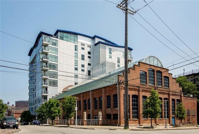 Building Photo - 1237 Washington Ave