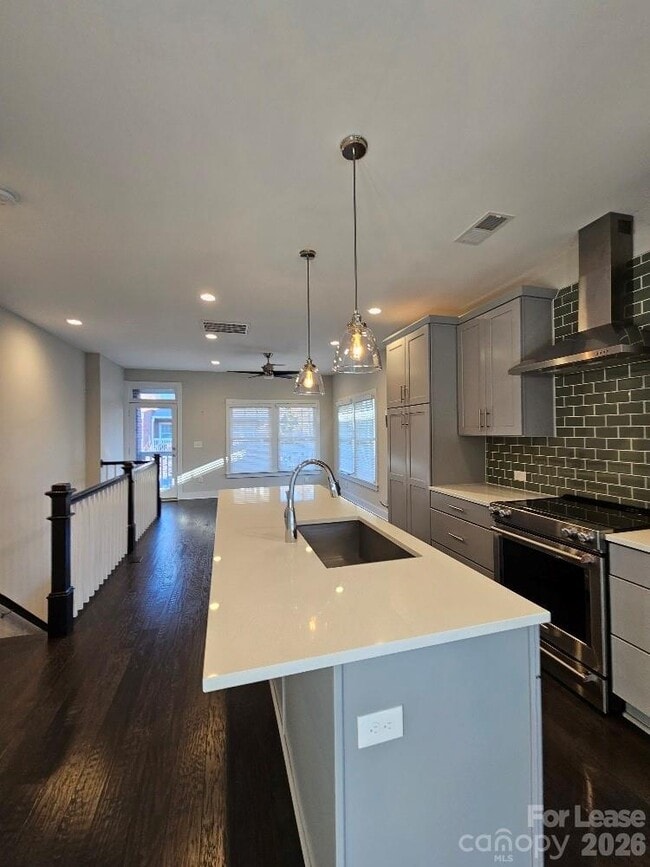 Building Photo - 1202 Macomb Pl