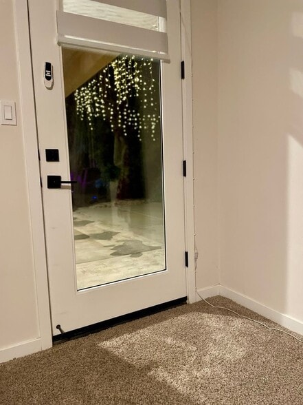 Building Photo - 10006 Blountsville Dr